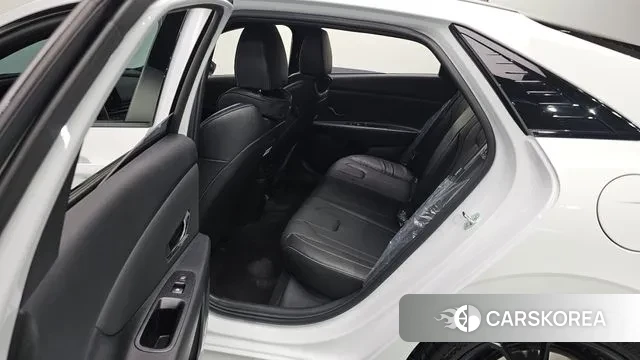 Hyundai The New Avante (CN7) 2025 Белый из Кореи, фото 2