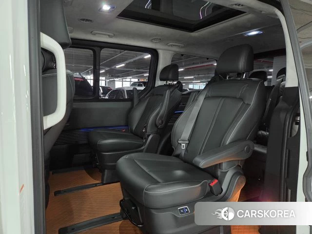 Hyundai Staria 2024 Белый из Кореи, фото 2