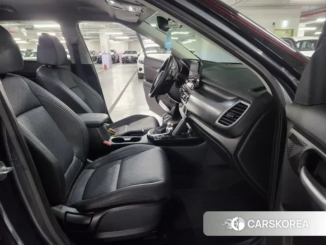 Kia Seltos 2021 Серый из Кореи, фото 2