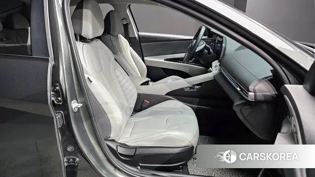 Hyundai Avante Hybrid (CN7) 2022 Серый из Кореи, фото 2