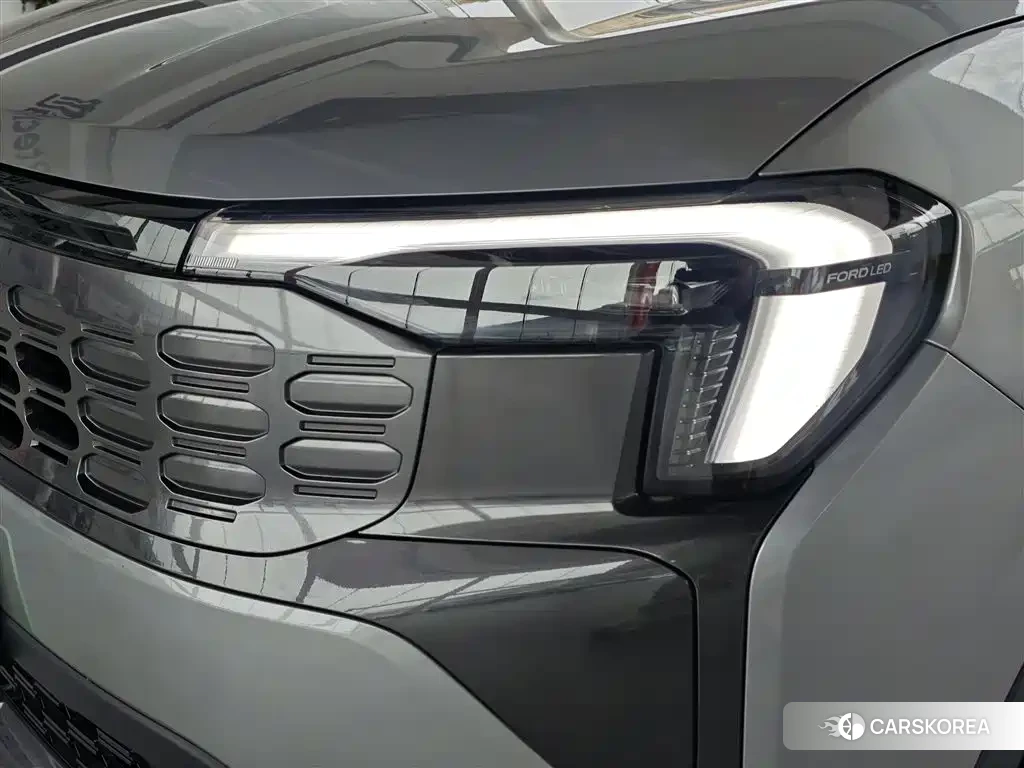 Ford Equator 2026 Silver/gray из Китая, фото 2