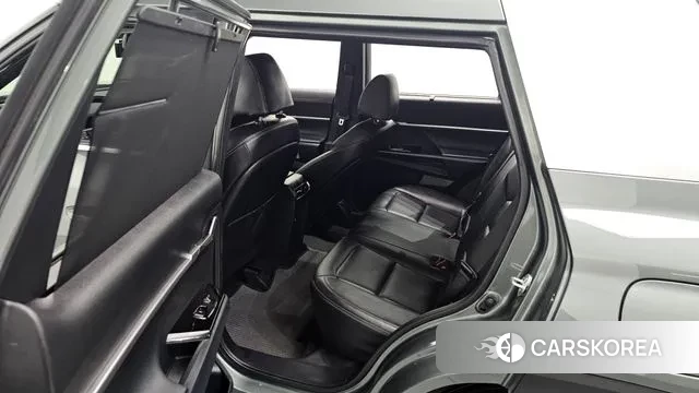 Ssangyong Torres 2024 Цвет галактики из Кореи, фото 2