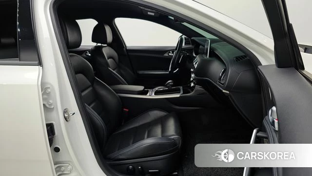 Kia Stinger 2018 Белый из Кореи, фото 2
