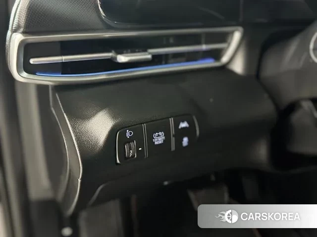 Hyundai Avante Hybrid (CN7) 2022 Серебристо-серый из Кореи, фото 2