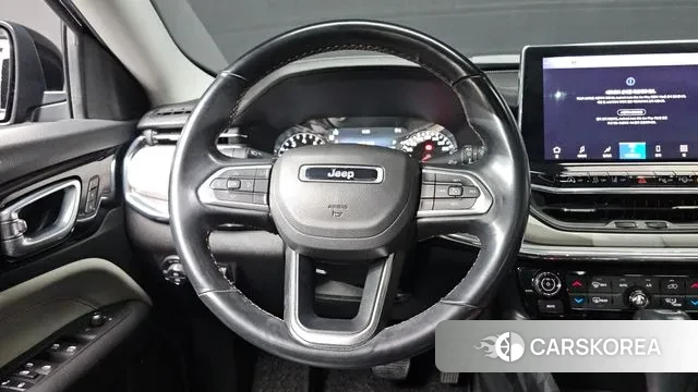 Jeep Compass 2nd Generation 2022 Черный из Кореи, фото 2