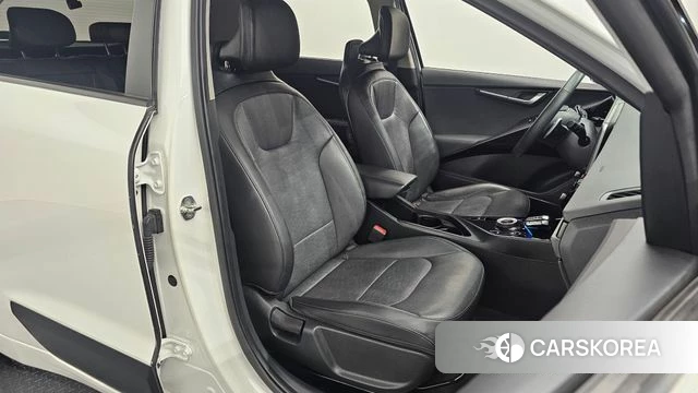 Kia Di All New Niro EV 2022 Белый из Кореи, фото 2
