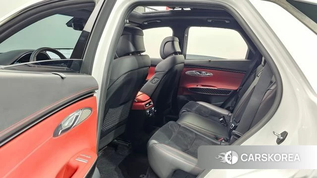Genesis GV70 2021 Белый из Кореи, фото 2