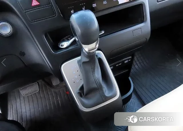 Hyundai Staria 2022 Черный из Кореи, фото 2