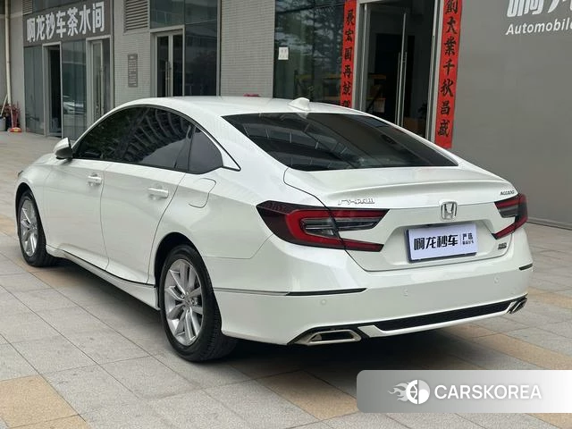 Honda Accord 2023 Белый из Китая, фото 2