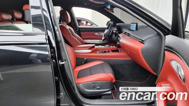 Genesis GV70 2021 Черный из Кореи, фото 2