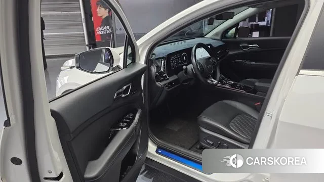 Kia Sportage 5th Generation 2023 Белый из Кореи, фото 2