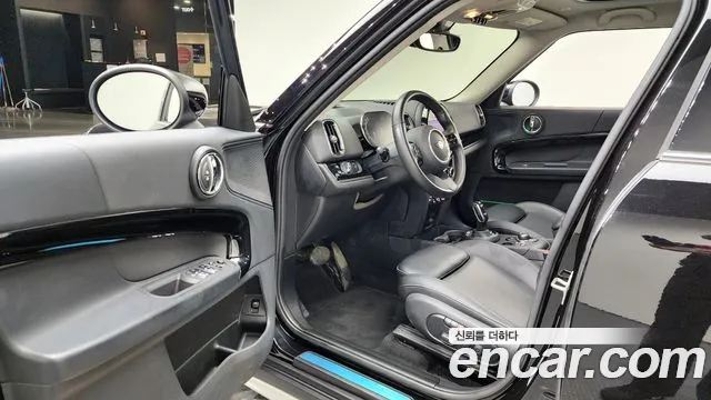 Mini Cooper Countryman 2021 Черный из Кореи, фото 2