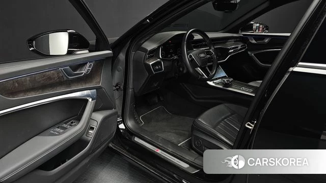 Audi A6 (C8) 2021 Черный из Кореи, фото 2