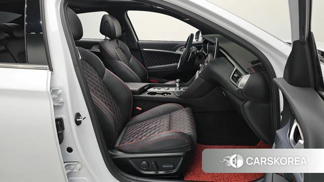Genesis G70 2019 Белый из Кореи, фото 2