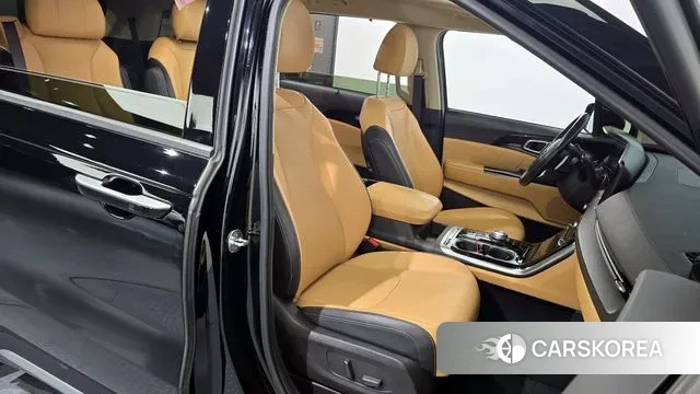 Kia Carnival 4th generation 2021 Черный из Кореи, фото 2