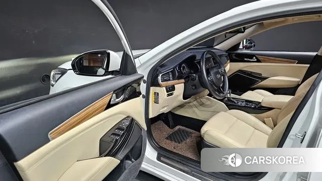 Kia Come New K7 2018 Белый из Кореи, фото 2