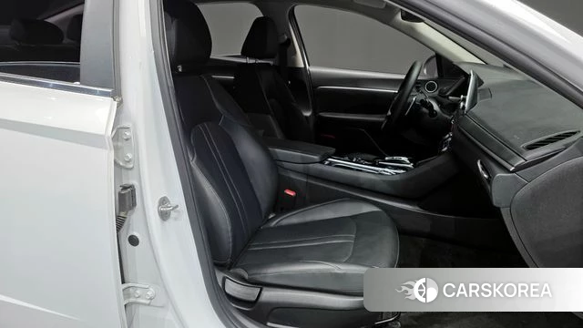 Hyundai Sonata (DN8) 2023 Белый из Кореи, фото 2