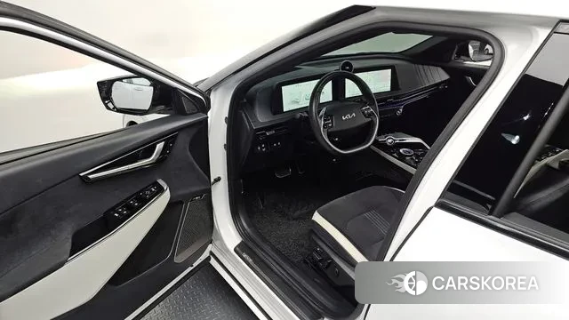 Kia EV6 2022 Белый из Кореи, фото 2