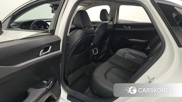 Kia K5 3rd generation 2021 Белый из Кореи, фото 2