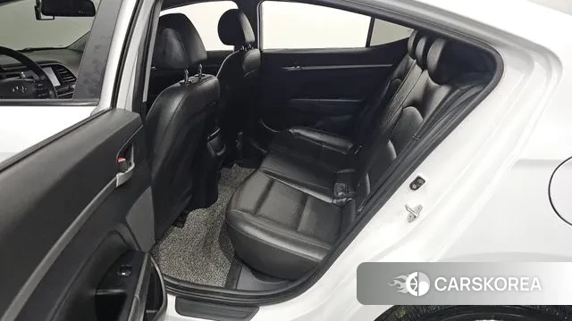 Hyundai The New Avante AD 2018 Белый из Кореи, фото 2