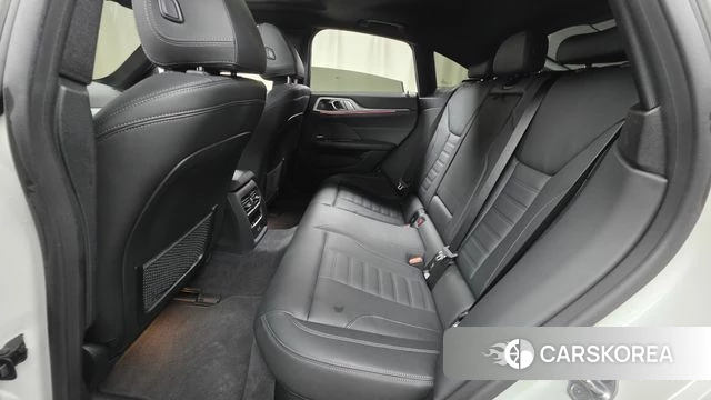BMW i4 2023 Белый из Кореи, фото 2
