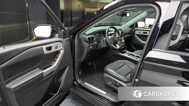 Ford Explorer 6th Generation 2020 Черный из Кореи, фото 2