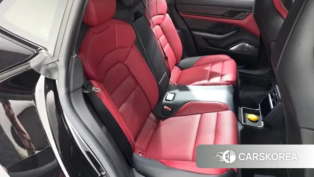 Porsche Taycan 2022 Черный из Кореи, фото 2