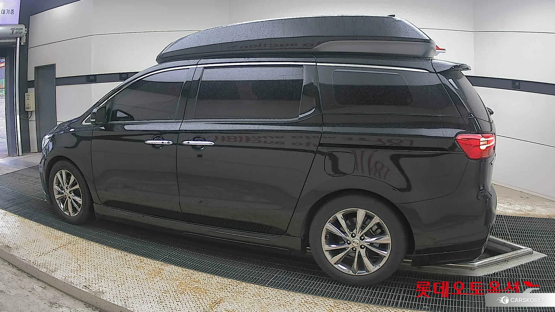 Kia Carnival Hairimujin 2020 Aurora Black Pearl из Кореи, фото 2