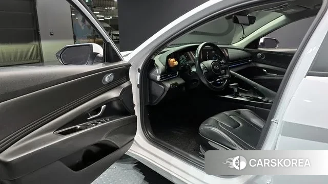 Hyundai Avante (CN7) 2021 Белый из Кореи, фото 2