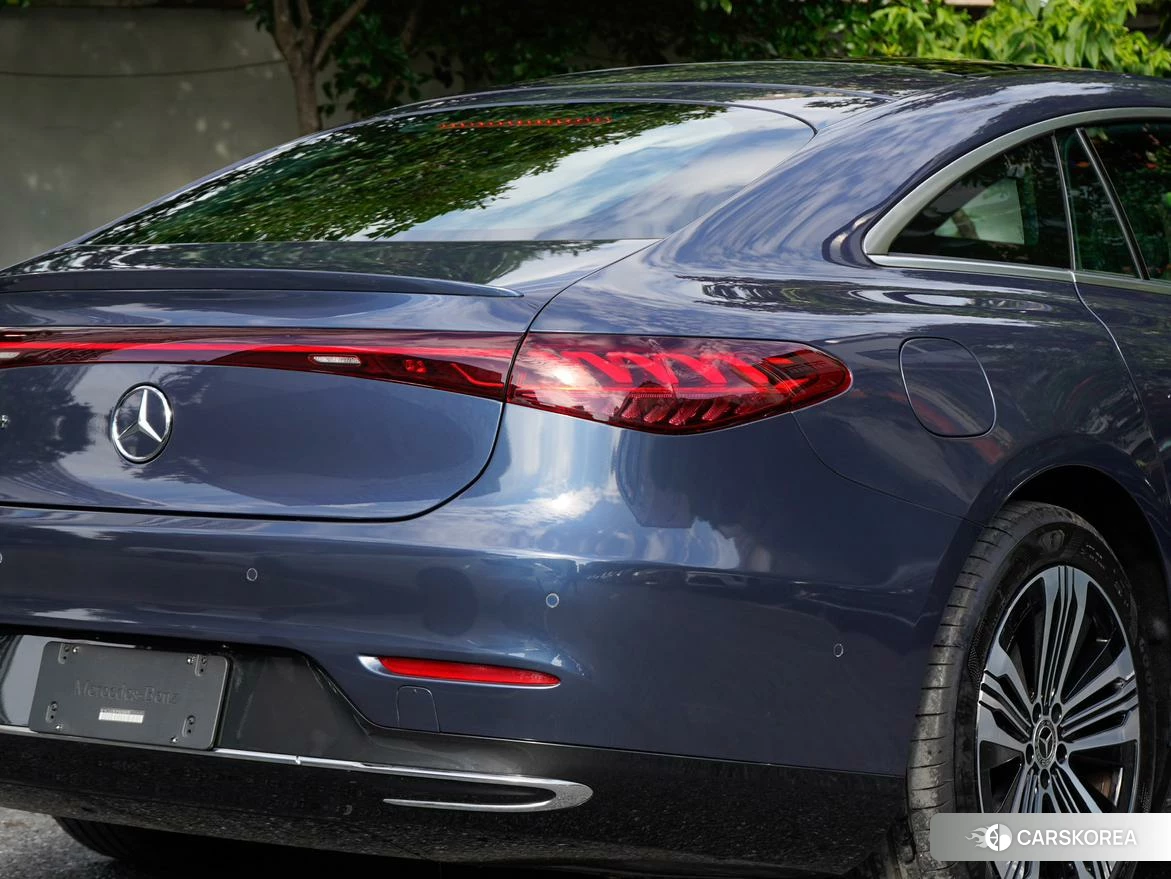Mercedes-Benz EQS 2023 Синий из Китая, фото 2