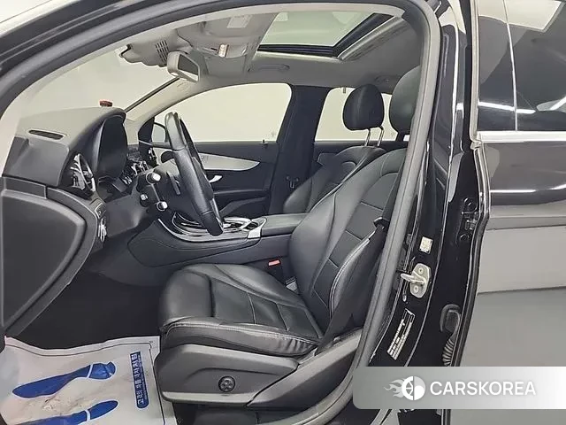 Mercedes-Benz GLC-Class X253 2018 Черный из Кореи, фото 2