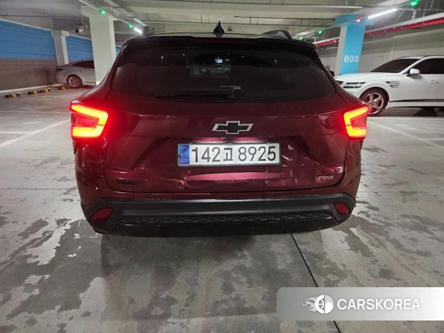 Chevrolet (GM Daewoo) Trax Crossover 2023 Красный из Кореи, фото 2