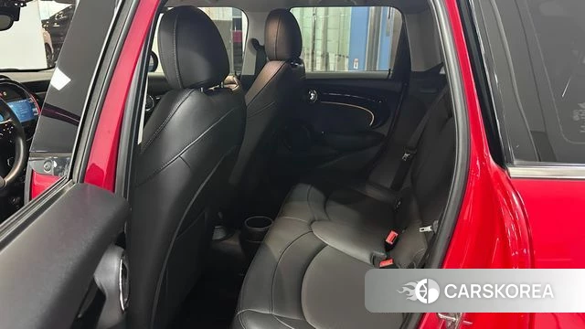 Mini Cooper 2023 Красный из Кореи, фото 2