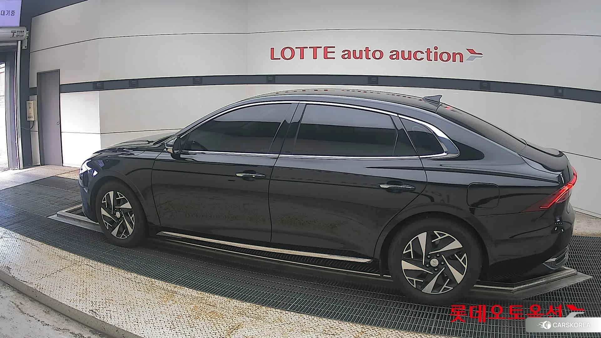 Hyundai Grandeur Hybrid 2021 Midnight Black из Кореи, фото 2