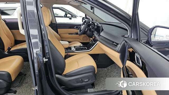 Kia Carnival 4th generation 2021 Черный из Кореи, фото 2