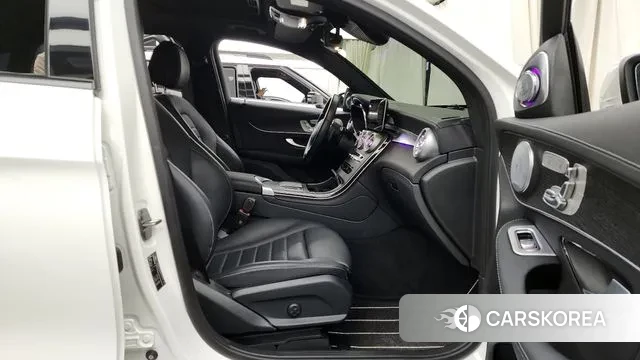 Mercedes-Benz GLC-Class X253 2023 Белый из Кореи, фото 2