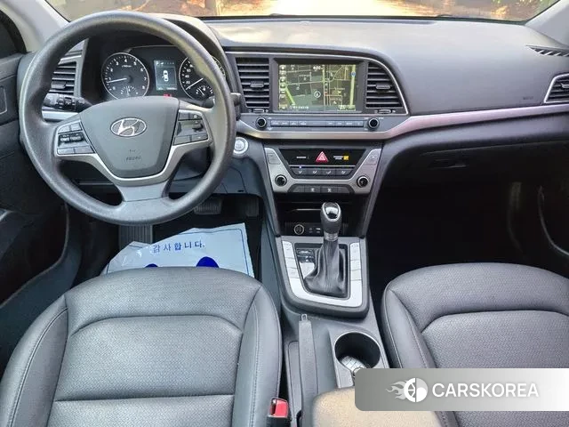 Hyundai Avante AD 2018 Белый из Кореи, фото 2