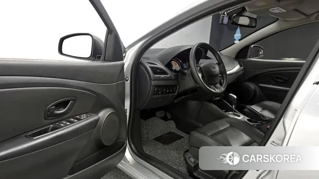 Renault Korea (Samsung) SM3 Neo 2019 Серебряный из Кореи, фото 2