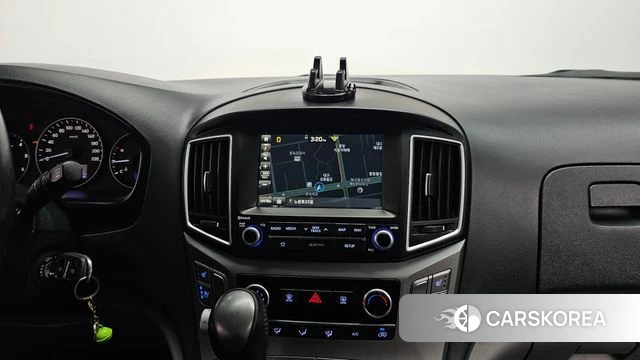 Hyundai The New Grand Starex 2018 Черный из Кореи, фото 2