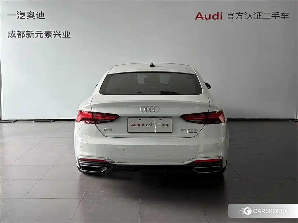 Audi A5 2023 Белый из Китая, фото 2