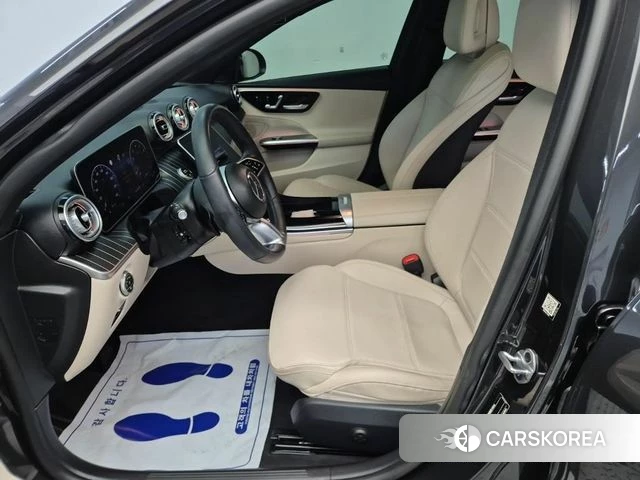 Mercedes-Benz C-Class W206 2022 Черный из Кореи, фото 2
