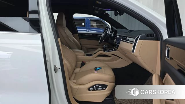 Porsche Cayenne (PO536) 2019 Белый из Кореи, фото 2