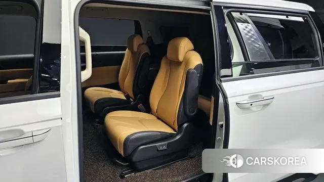 Kia Carnival 4th generation 2023 Белый из Кореи, фото 2