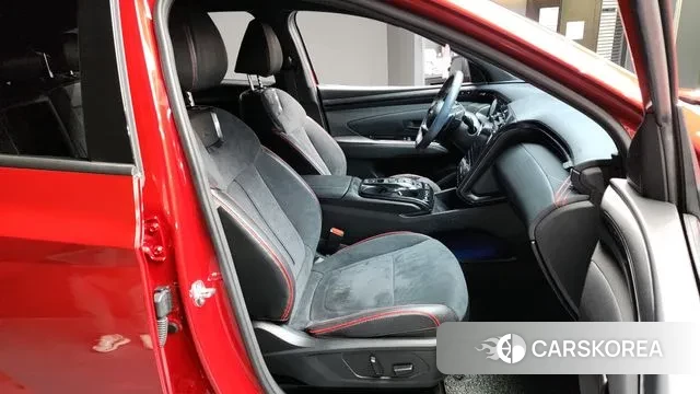 Hyundai Tucson (NX4) 2022 Красный из Кореи, фото 2