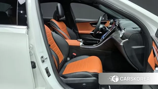 Mercedes-Benz C-Class W206 2025 Белый из Кореи, фото 2