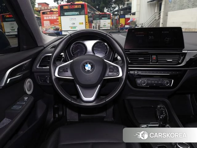 BMW 1 series 2022 Белый из Китая, фото 2