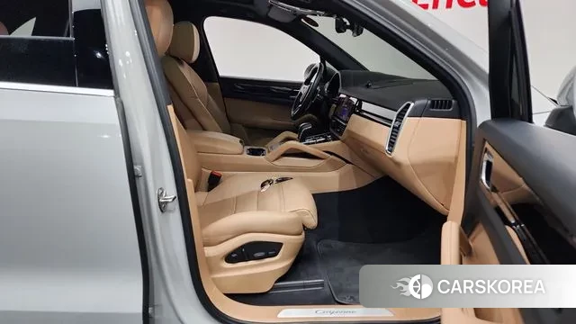 Porsche Cayenne (PO536) 2022 Серебристо-серый из Кореи, фото 2