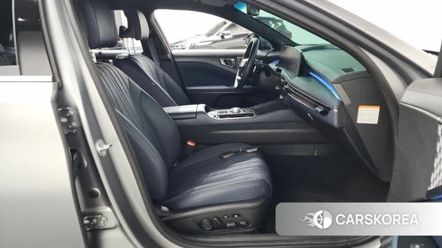 Kia The New K8 Hybrid 2025 Серебристо-серый из Кореи, фото 2