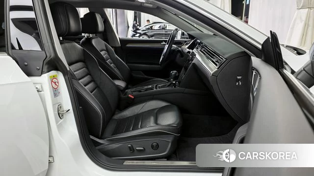 Volkswagen Arteon 2019 Белый из Кореи, фото 2