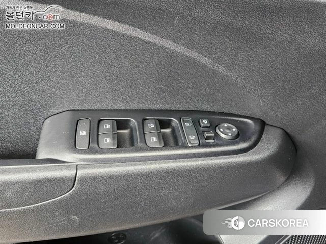 Hyundai Venue 2021 Синий из Кореи, фото 2